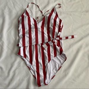 CUPSHE ONE PIECE WHITE & BROWN(RUST) BATHING SUIT